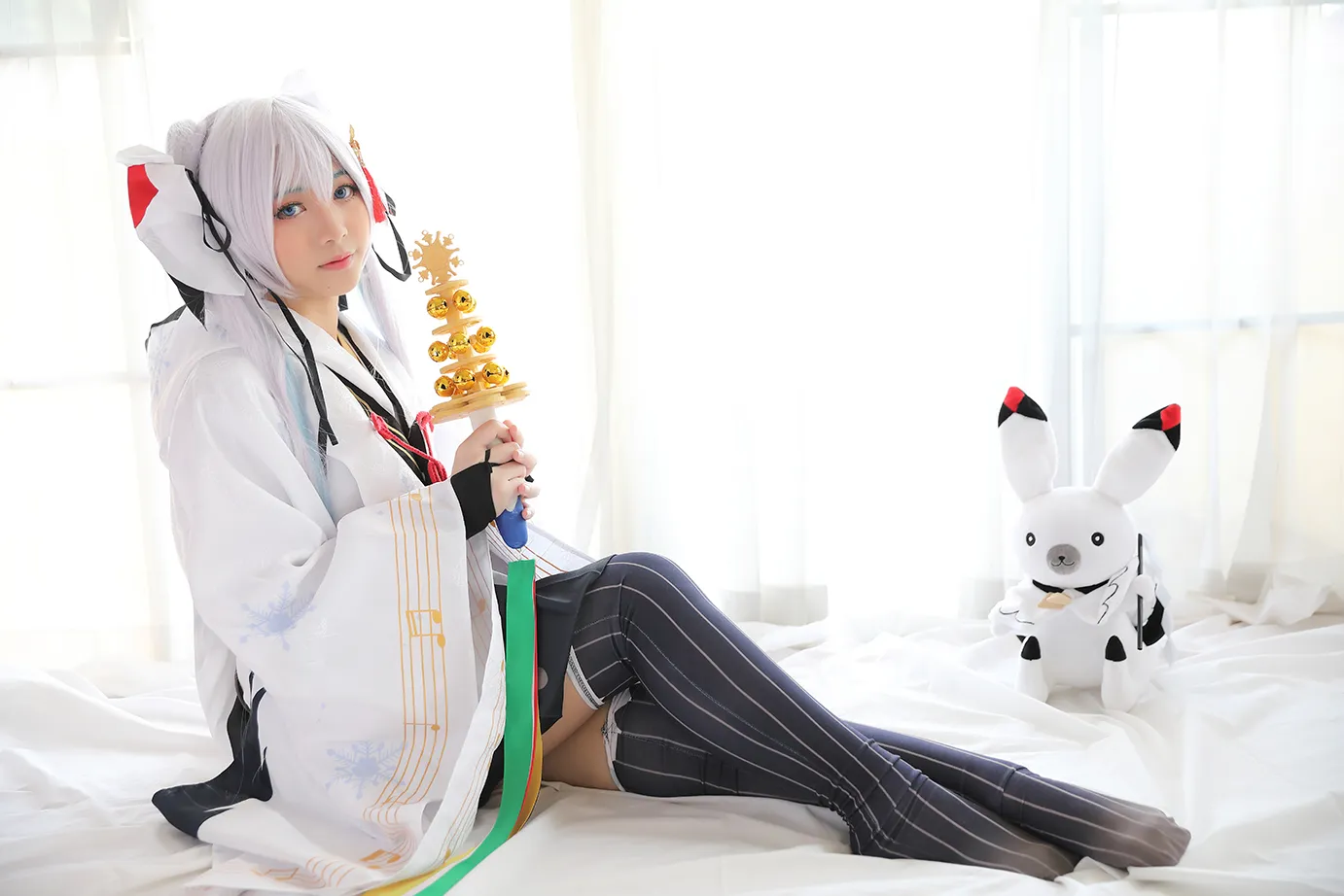 コスプレ用カラコンの選び方!3つのカラー別おすすめレンズも紹介。