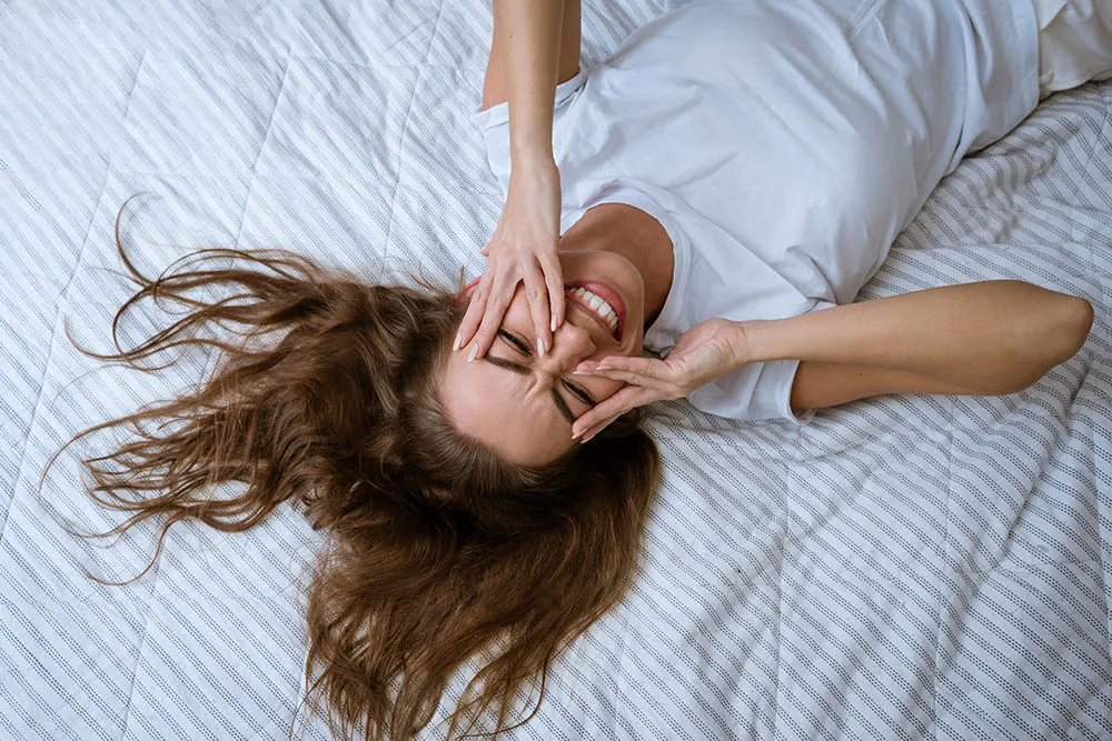 ドライアイにおすすめのコンタクトレンズは?目に優しいタイプを解説。